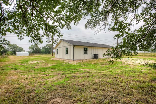 2189 Rs County Road 3150, Emory, TX 75440