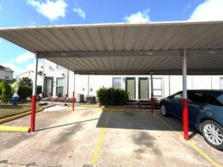 8643 Village Of Fondren Drive 8643, Houston, TX 77071