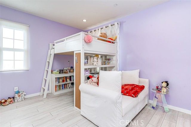 65 Kestrel, Irvine, CA 92618