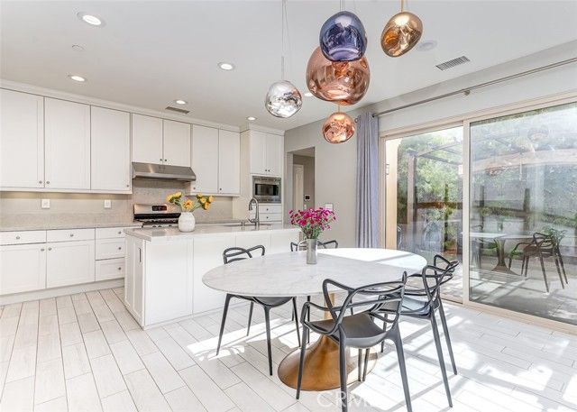 65 Kestrel, Irvine, CA 92618