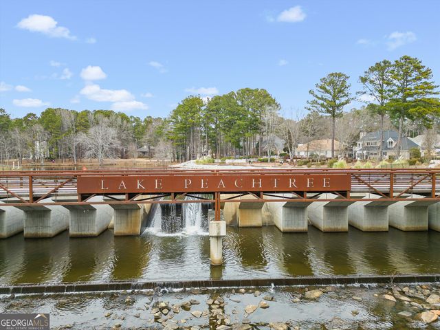 203 Lenox Drive, Peachtree City, GA 30269