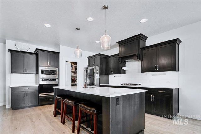 4648 W San Salvo Dr., Meridian, ID 83646