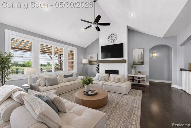 51265 Chamberlin Court, Northville, MI 48167