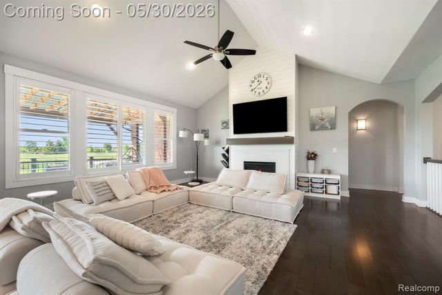 51265 Chamberlin Court, Northville, MI 48167