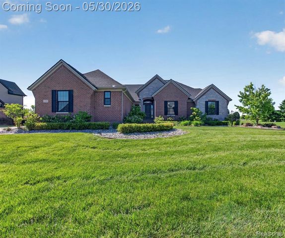 51265 Chamberlin Court, Northville, MI 48167