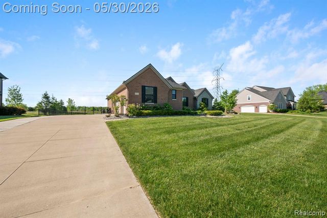 51265 Chamberlin Court, Northville, MI 48167