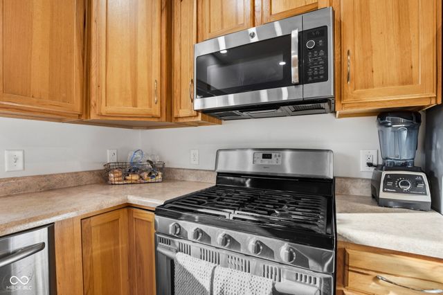 151 S Madison Street, Knightstown, IN 46148