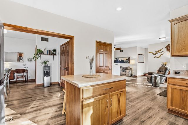 151 S Madison Street, Knightstown, IN 46148