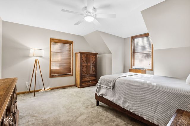 151 S Madison Street, Knightstown, IN 46148