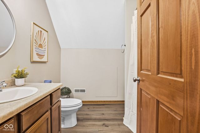 151 S Madison Street, Knightstown, IN 46148