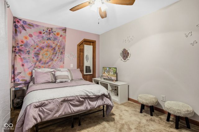 151 S Madison Street, Knightstown, IN 46148