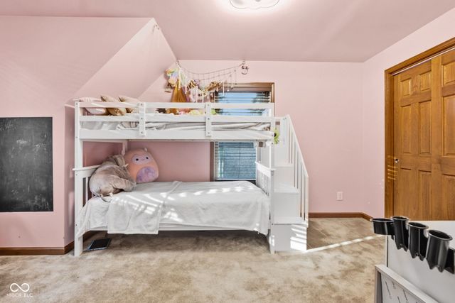 151 S Madison Street, Knightstown, IN 46148