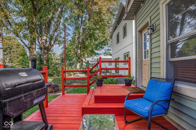 151 S Madison Street, Knightstown, IN 46148