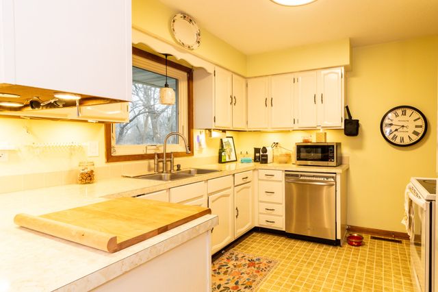 541 16th Street, West Des Moines, IA 50265