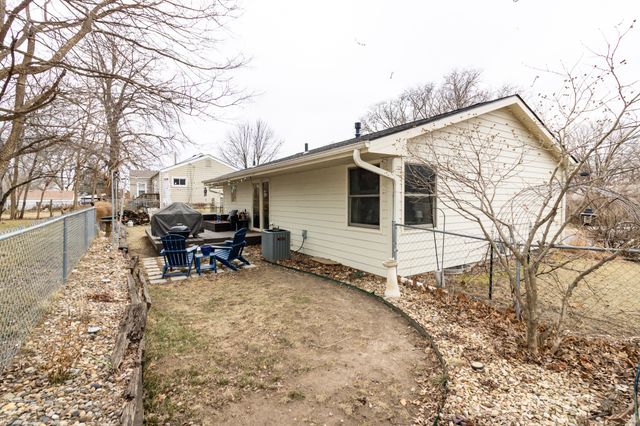 541 16th Street, West Des Moines, IA 50265