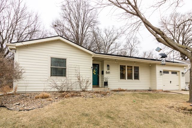 541 16th Street, West Des Moines, IA 50265