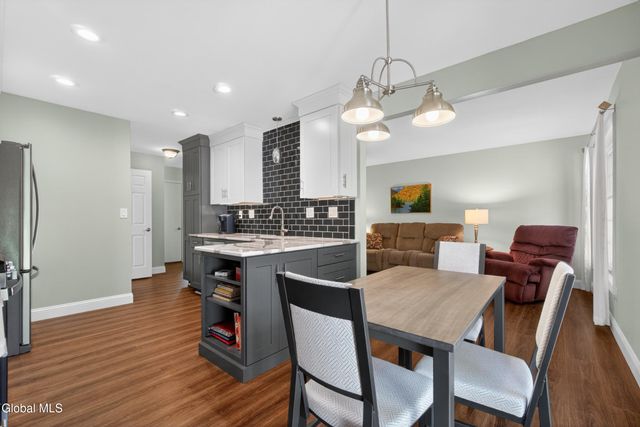 516 Elk Circle, Milton, NY 12020