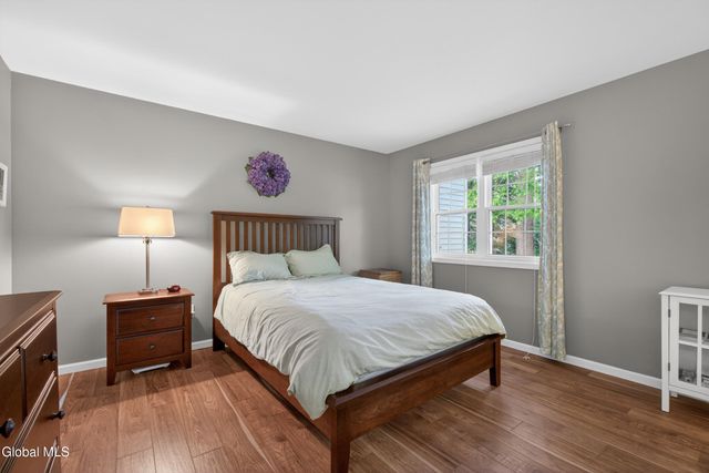 516 Elk Circle, Milton, NY 12020