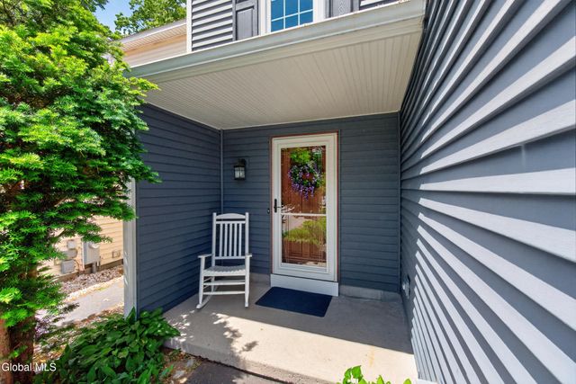 516 Elk Circle, Milton, NY 12020