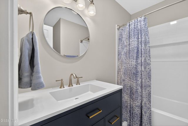 516 Elk Circle, Milton, NY 12020