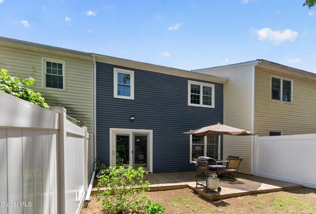 516 Elk Circle, Milton, NY 12020