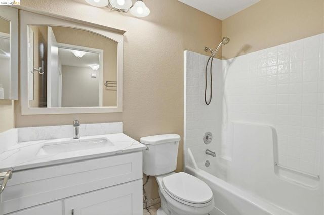 4465 Fall Ln, Oakley, CA 94561