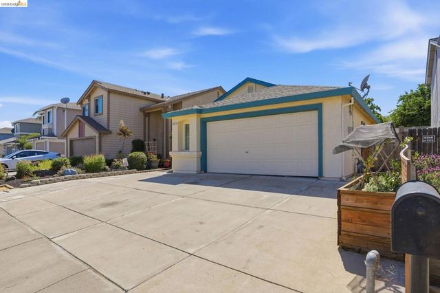 4465 Fall Ln, Oakley, CA 94561