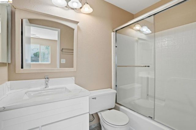 4465 Fall Ln, Oakley, CA 94561