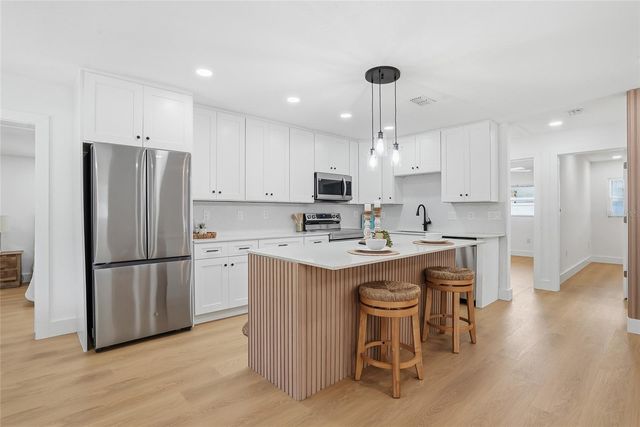 6808 S CORTEZ STREET, Tampa, FL 33616