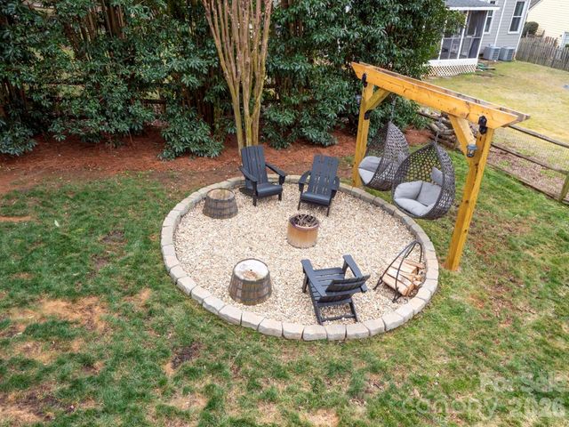17207 Shadow Bark Drive, Cornelius, NC 28031