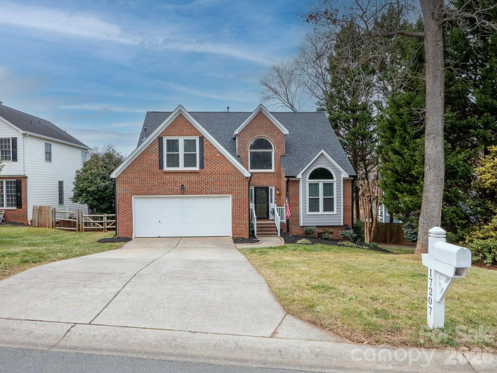 17207 Shadow Bark Drive, Cornelius, NC 28031