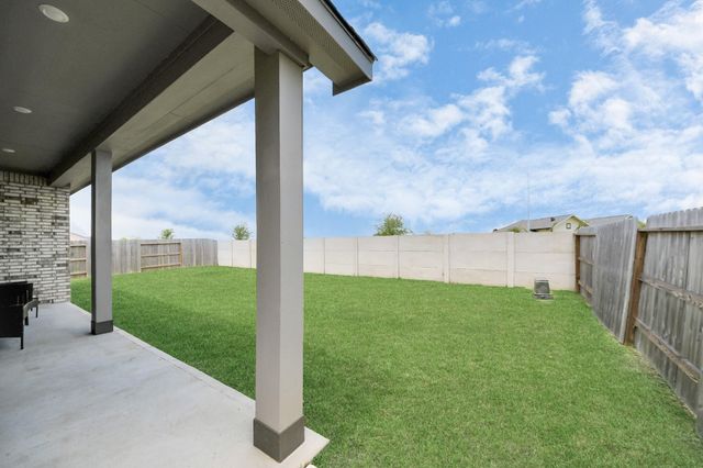 4511 Aspen Colony Lane, Baytown, TX 77521