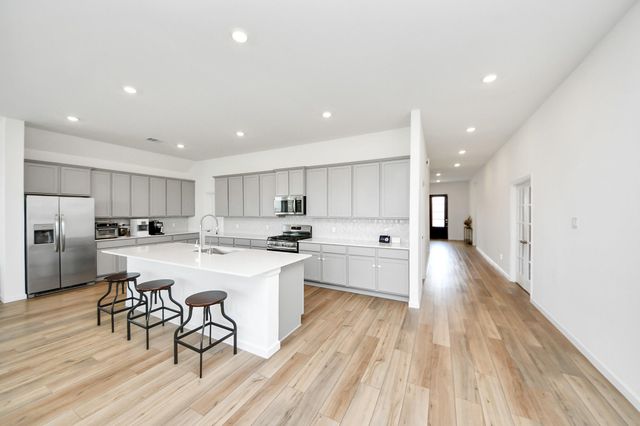 4511 Aspen Colony Lane, Baytown, TX 77521