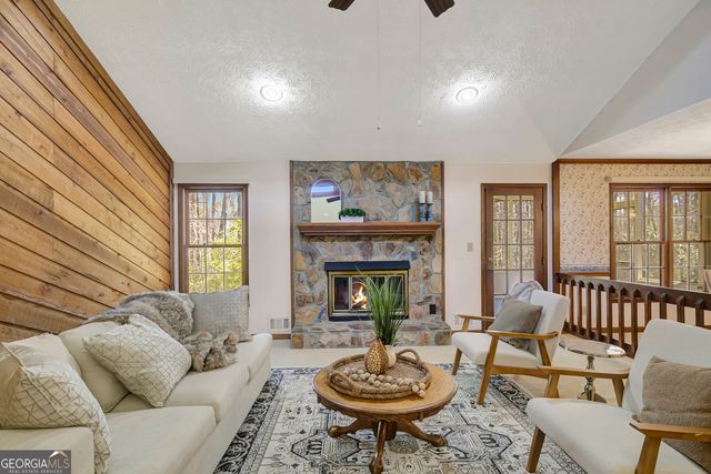 285 Merrydale Drive, Fayetteville, GA 30215