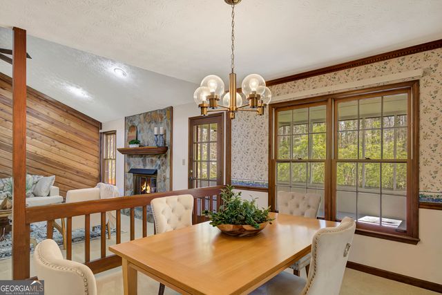 285 Merrydale Drive, Fayetteville, GA 30215