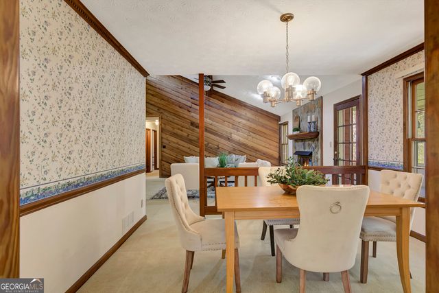 285 Merrydale Drive, Fayetteville, GA 30215