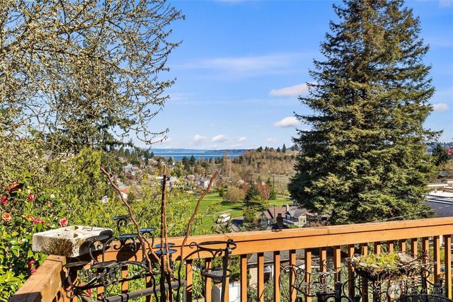 3925 S Americus Street, Seattle, WA 98118