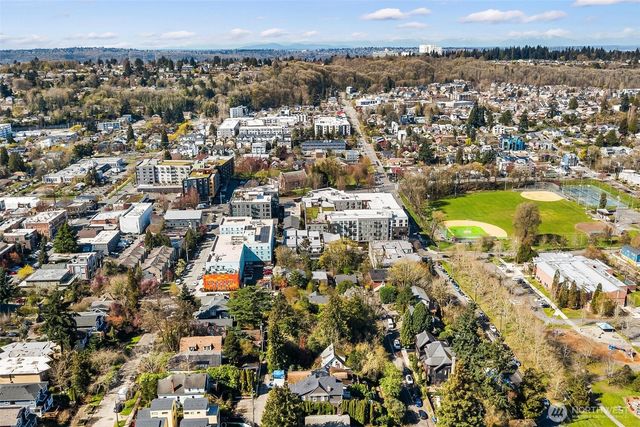 3925 S Americus Street, Seattle, WA 98118