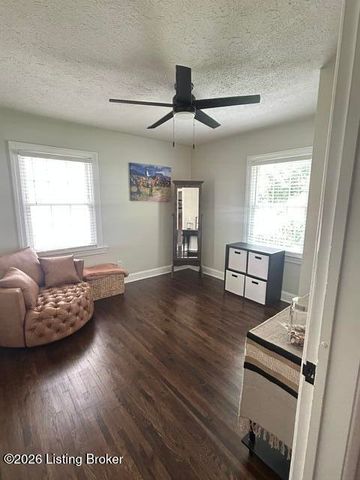 3715 Carol Rd, Louisville, KY 40218