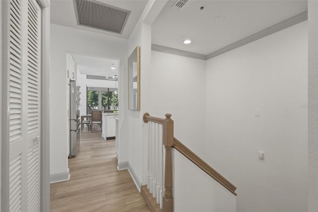 1912 HARBOURSIDE DRIVE 604, Longboat Key, FL 34228