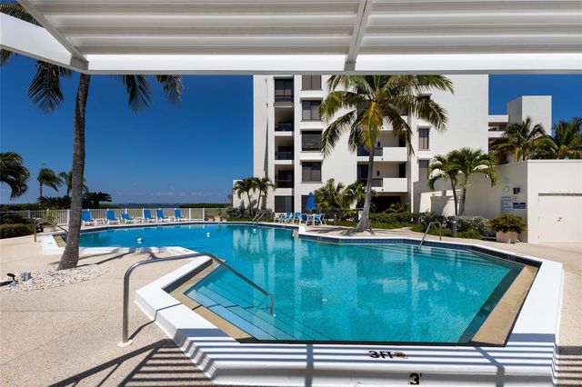 1912 HARBOURSIDE DRIVE 604, Longboat Key, FL 34228