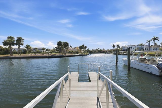 1912 HARBOURSIDE DRIVE 604, Longboat Key, FL 34228