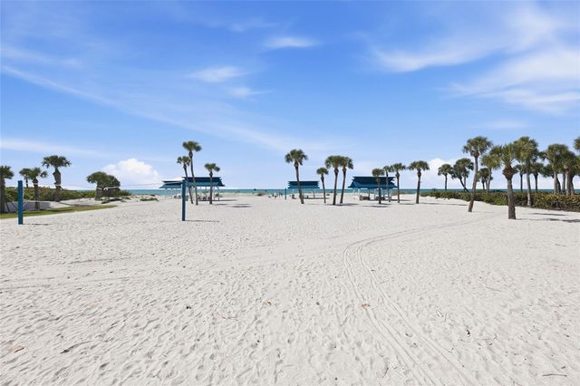 1912 HARBOURSIDE DRIVE 604, Longboat Key, FL 34228