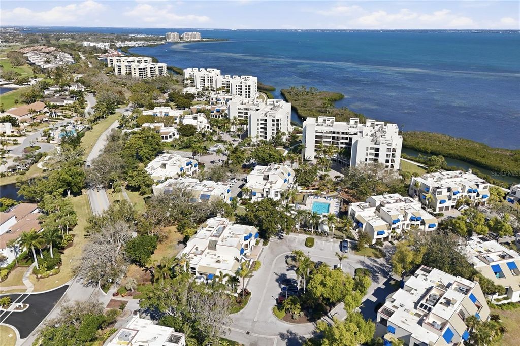 Image 38 of property listing at 1912 HARBOURSIDE DRIVE 604, Longboat Key, FL 34228
