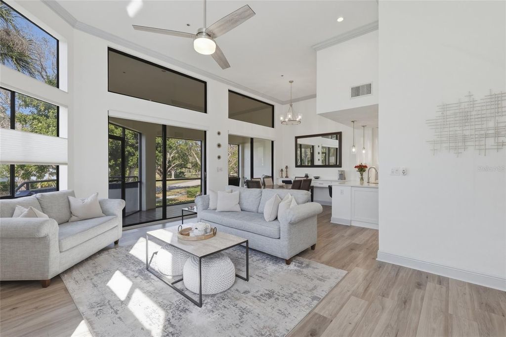 Image 7 of property listing at 1912 HARBOURSIDE DRIVE 604, Longboat Key, FL 34228