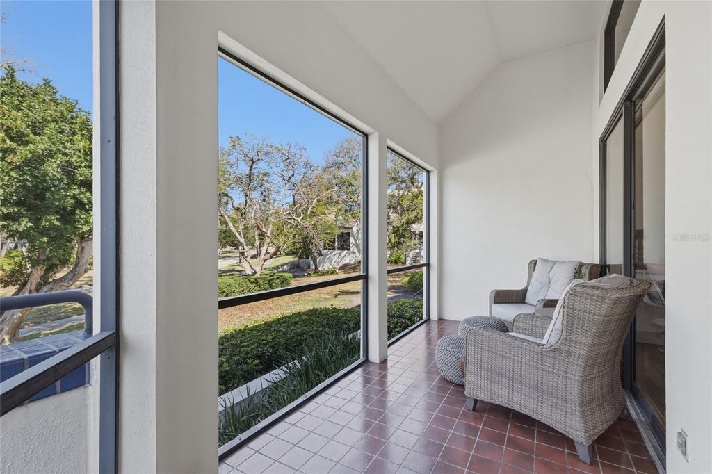 Image 9 of property listing at 1912 HARBOURSIDE DRIVE 604, Longboat Key, FL 34228