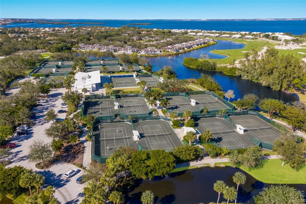 Image 85 of property listing at 1912 HARBOURSIDE DRIVE 604, Longboat Key, FL 34228