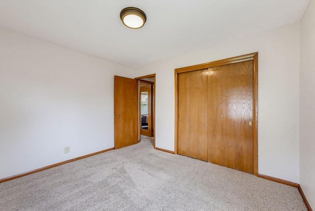 1940 S 33rd STREET, Milwaukee, WI 53215