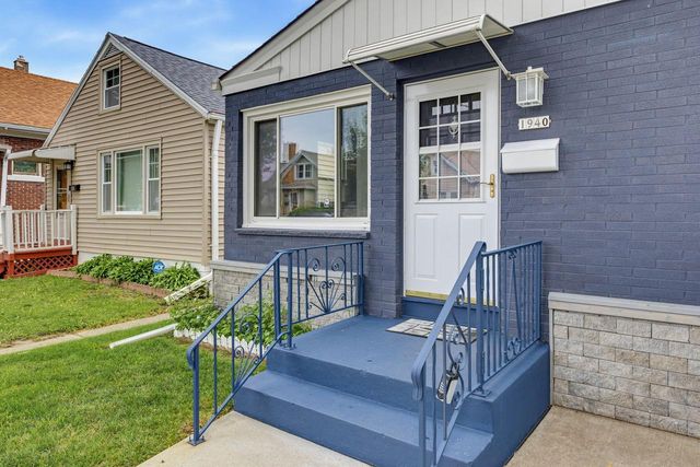 1940 S 33rd STREET, Milwaukee, WI 53215