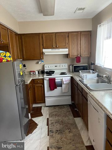 6304 WHISTLERS PL, Waldorf, MD 20603